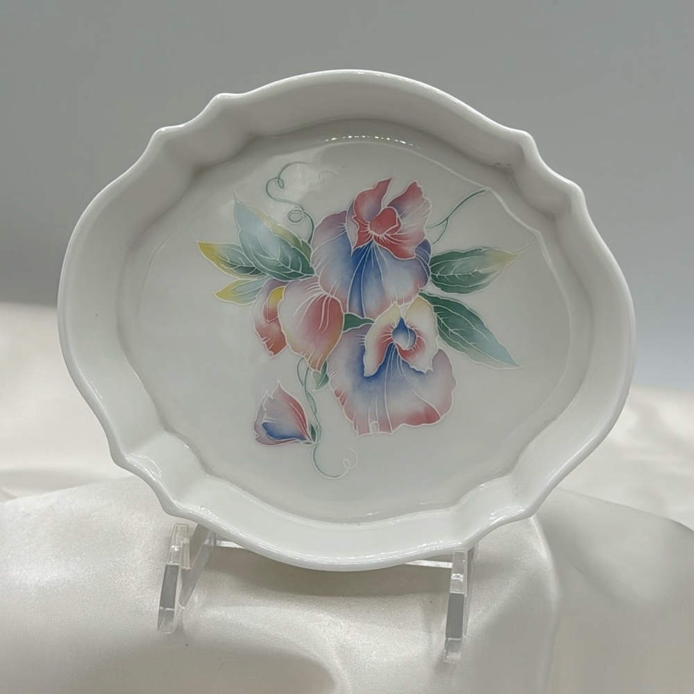 Aynsley Little Sweetheart Trinket Dish.